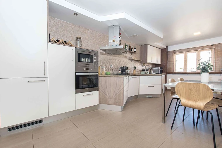 Apartamento T3 para Venda em Alverca do Ribatejo e Sobralinho Foto 11