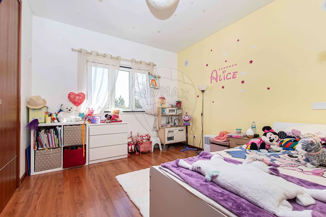 Apartamento T3 para Venda em Alverca do Ribatejo e Sobralinho Foto 1