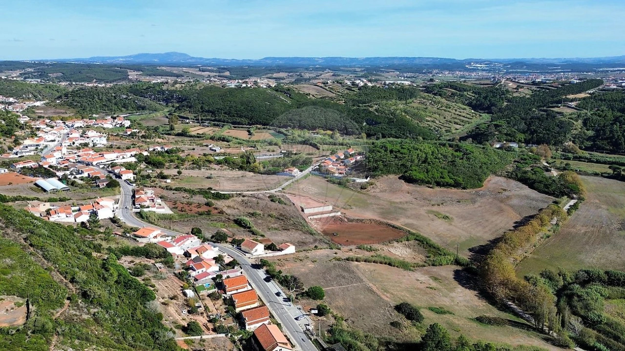 Terreno para Venda em A dos Cunhados e Maceira Foto 4
