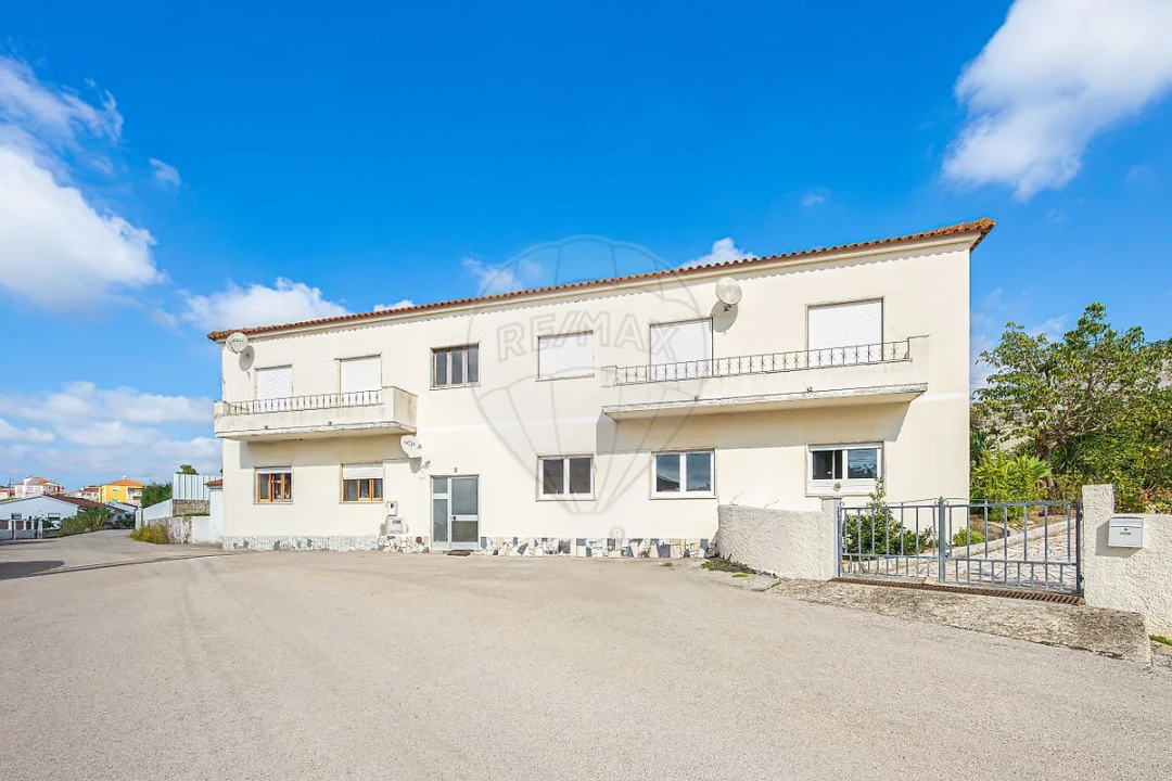 Apartamento T2 para Venda em Santa Maria, São Pedro e Matacães Foto 1