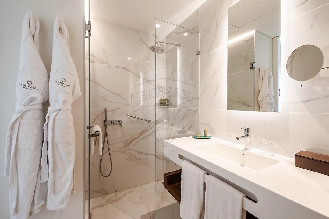 Apartamento T0 para Venda em Parque das Nações Foto 13