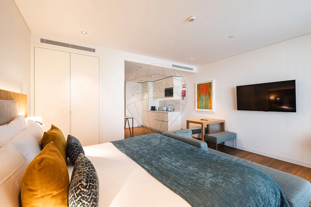 Apartamento T0 para Venda em Parque das Nações Foto 3