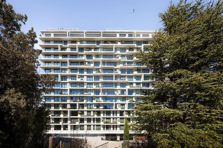 Apartamento T0 para Venda em Parque das Nações Foto 19