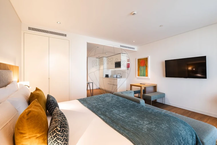 Apartamento T0 para Venda em Parque das Nações Foto 3