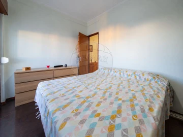 Apartamento T3 para Venda em Carregado e Cadafais