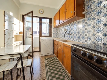 Apartamento T3 para Venda em Carregado e Cadafais