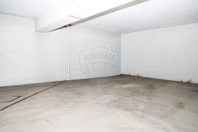 Apartamento T2 para Venda em Ota
