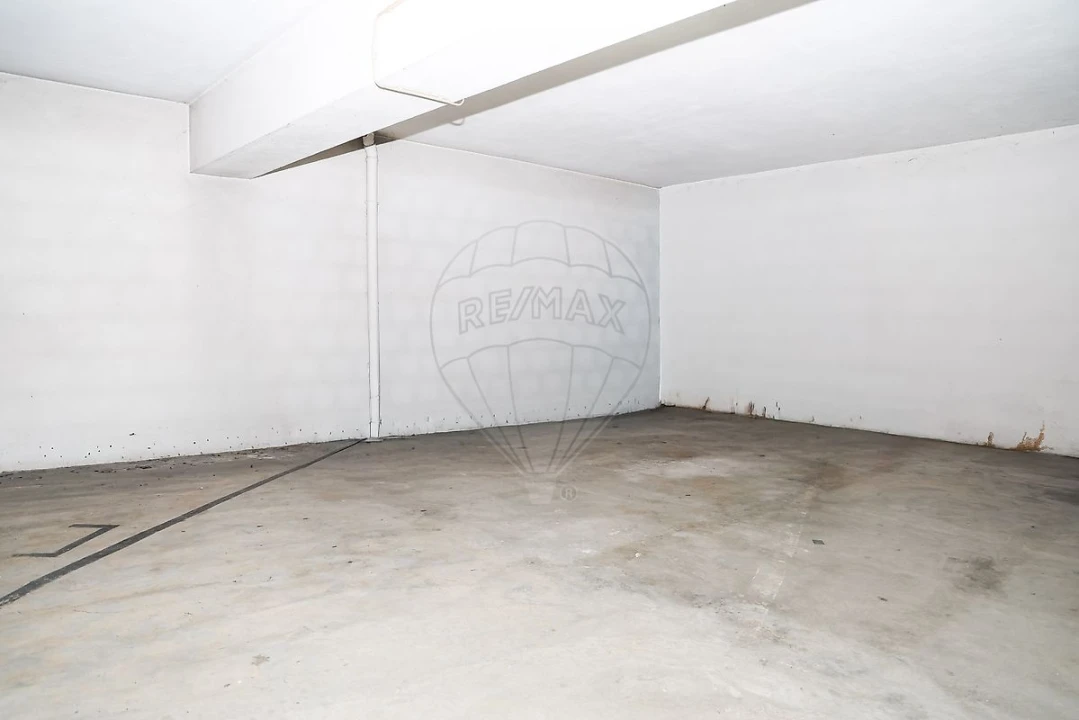 Apartamento T2 para Venda em Ota Foto 15