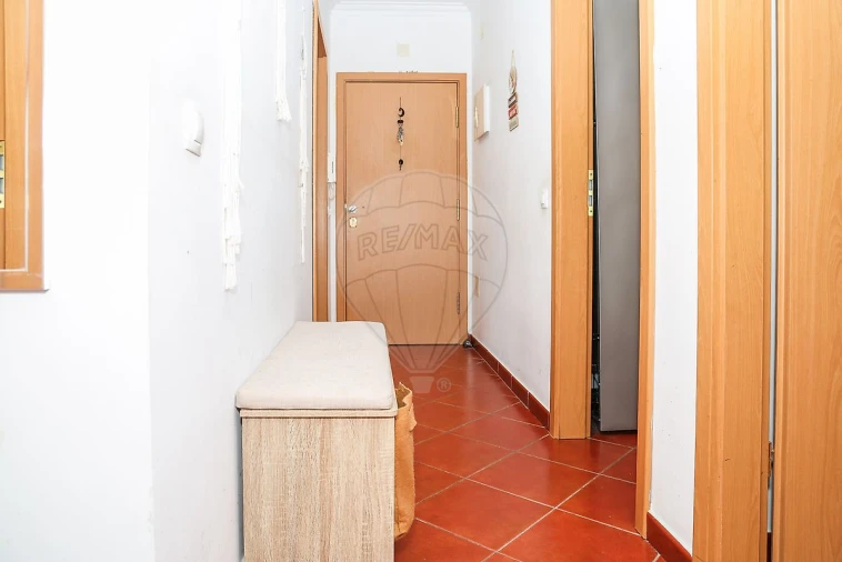Apartamento T2 para Venda em Ota Foto 7