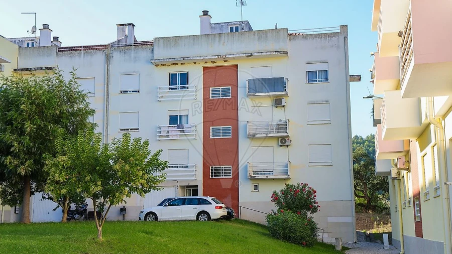Apartamento T2 para Venda em Ota