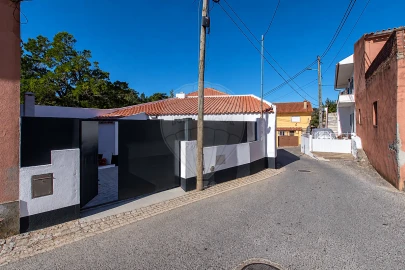Moradia T2 para Venda em Abrigada e Cabanas de Torres