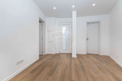 Moradia T2 para Venda em Abrigada e Cabanas de Torres