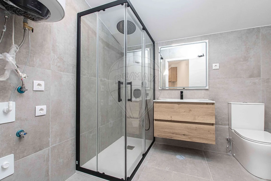 Moradia T2 para Venda em Abrigada e Cabanas de Torres Foto 13