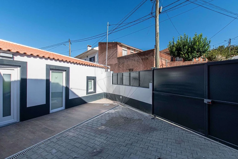 Moradia T2 para Venda em Abrigada e Cabanas de Torres Foto 4