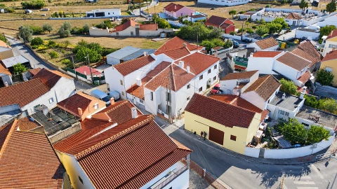 Moradia T2 para Venda em Santiago dos Velhos