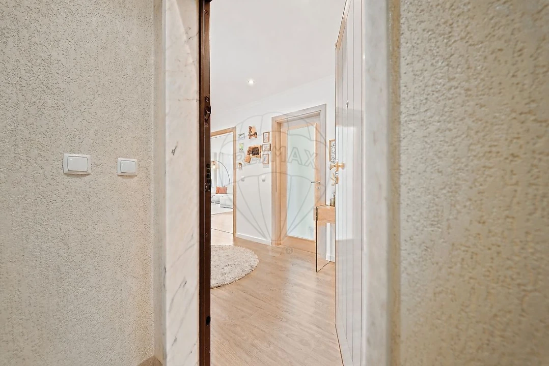 Apartamento T2 para Venda em Vialonga Foto 1