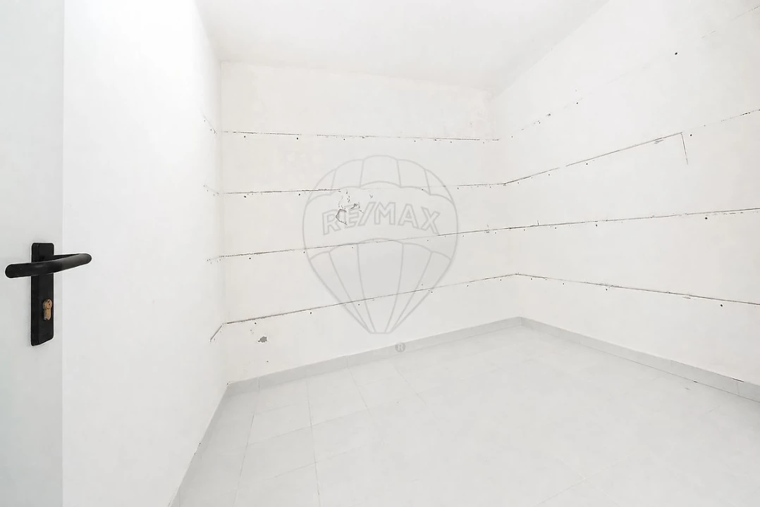 Apartamento T2 para Venda em Vialonga Foto 39