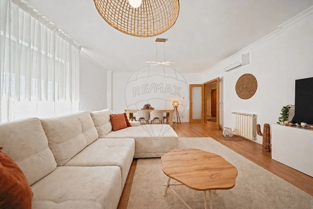 Apartamento T2 para Venda em Vialonga Foto 15