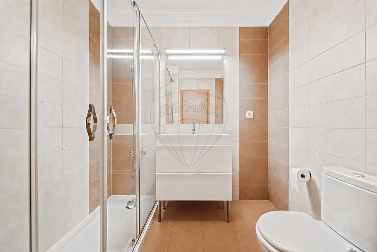 Apartamento T2 para Venda em Vialonga Foto 18
