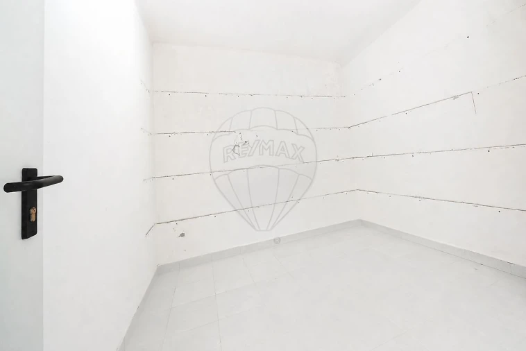 Apartamento T2 para Venda em Vialonga Foto 39