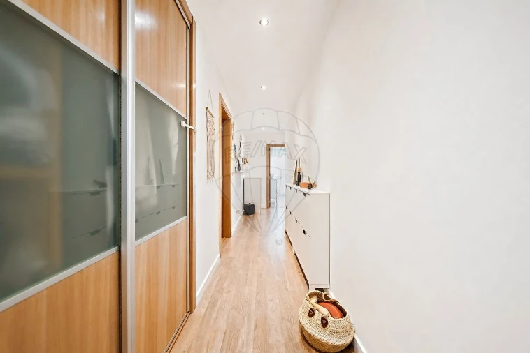 Apartamento T2 para Venda em Vialonga Foto 17