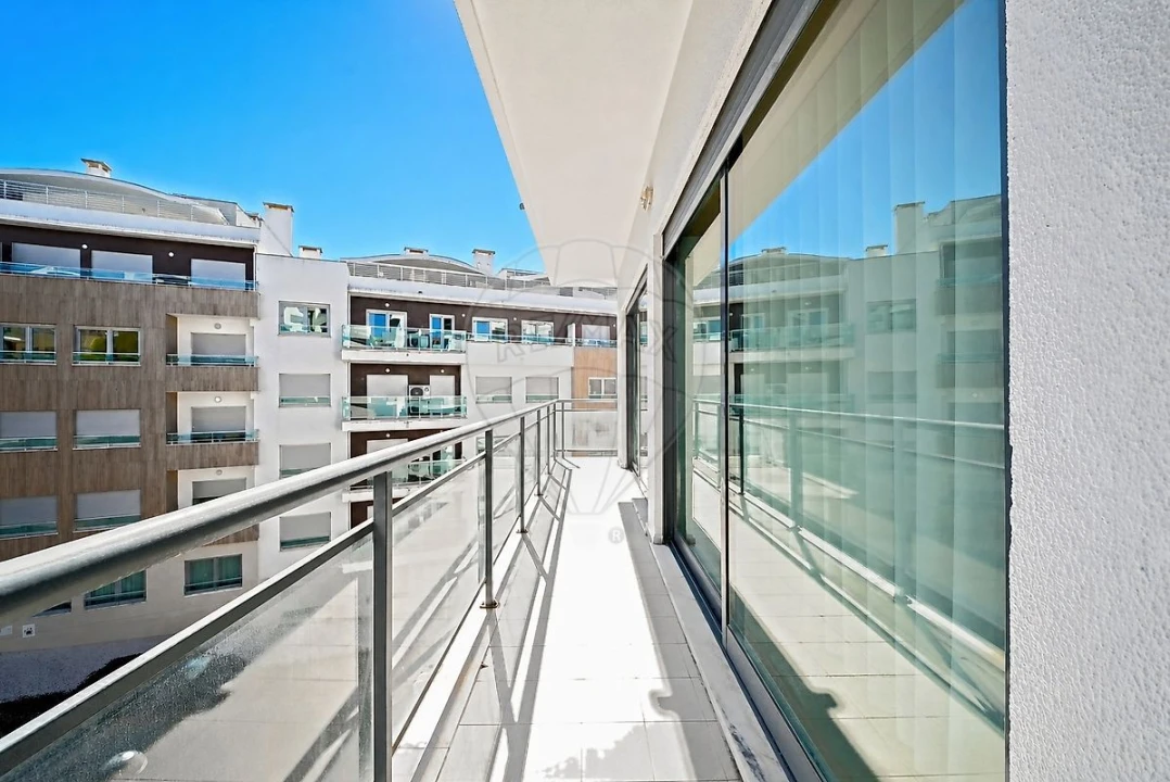 Apartamento T2 para Venda em Vialonga Foto 24