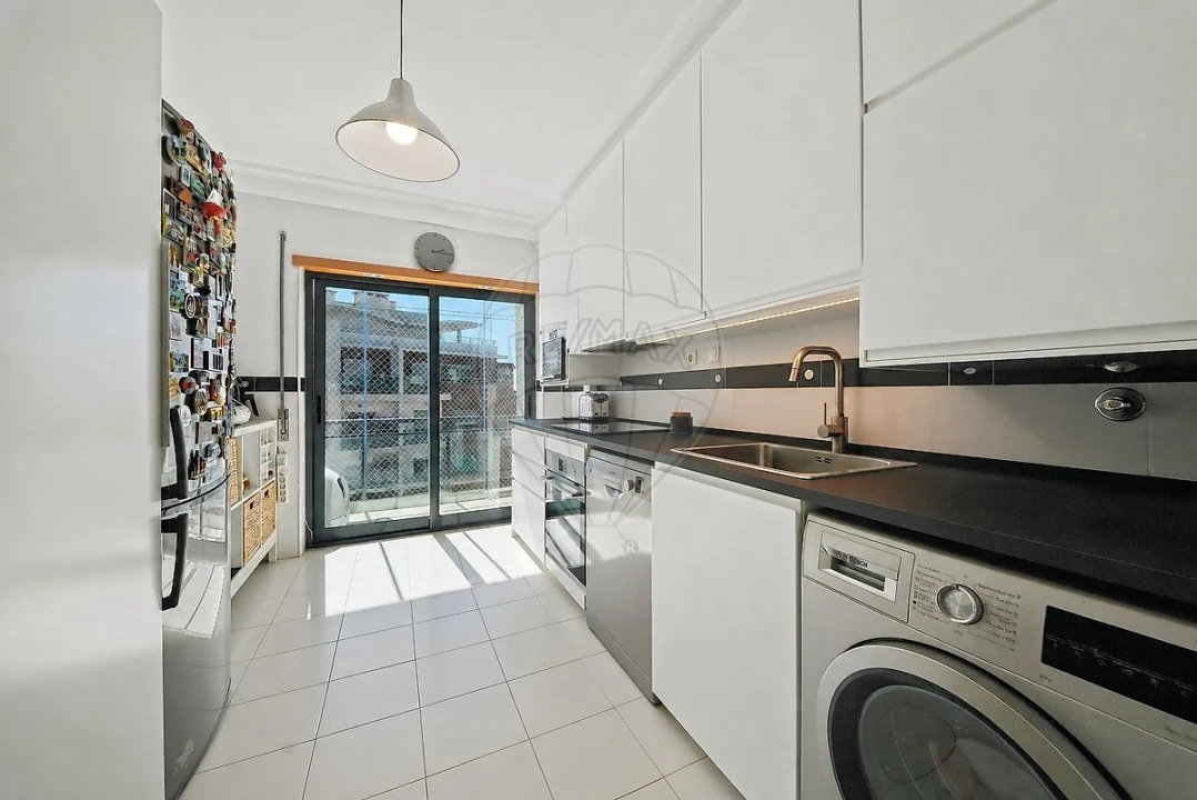 Apartamento T2 para Venda em Vialonga Foto 2