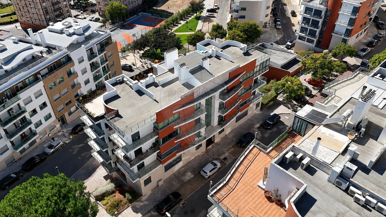 Apartamento T2 para Venda em Vialonga Foto 5