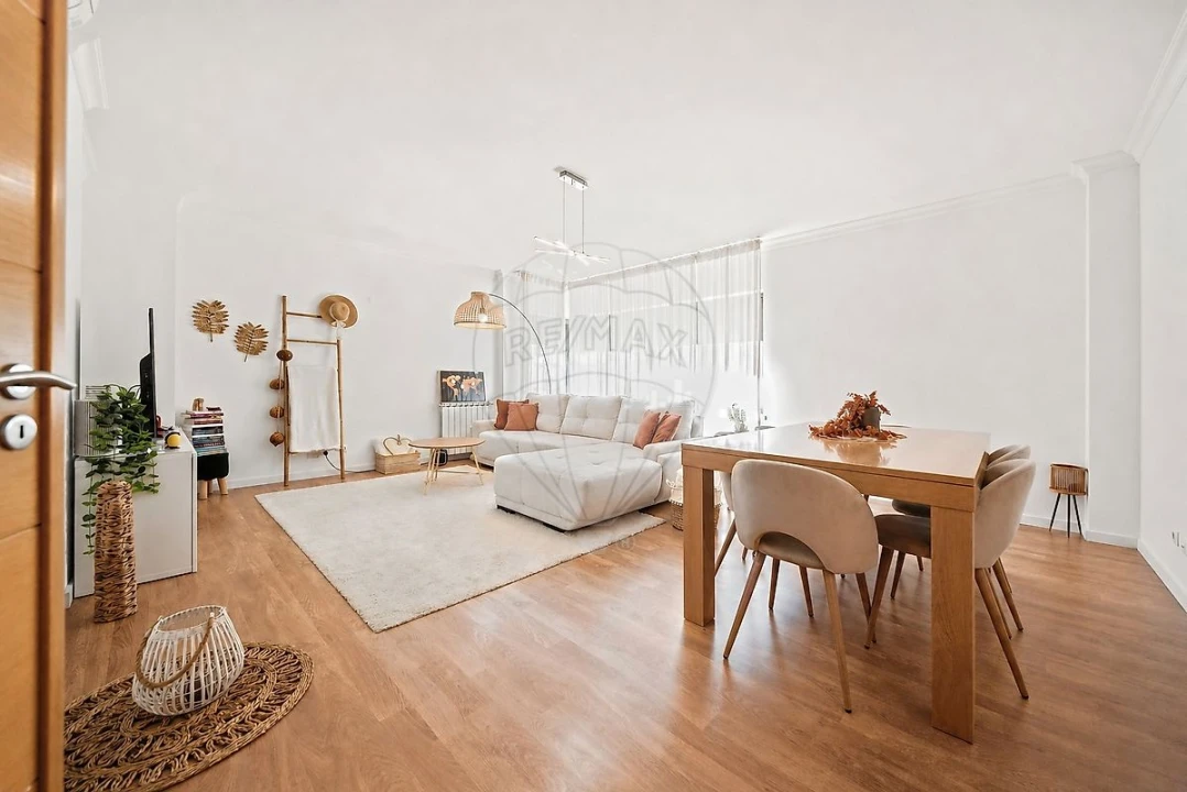 Apartamento T2 para Venda em Vialonga Foto 12