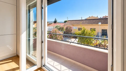 Apartamento T2 para Venda em Vialonga
