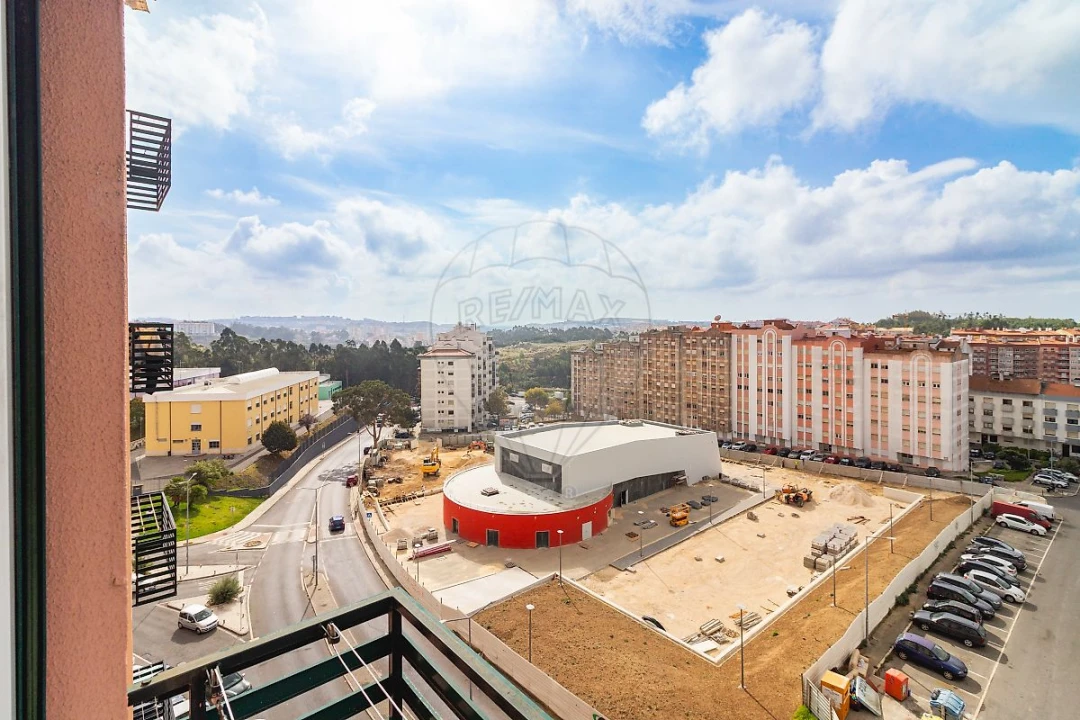 Apartamento T2 para Venda em Rio de Mouro Foto 21