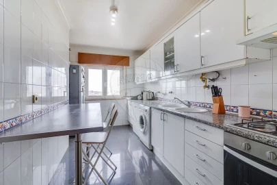 Apartamento T2 para Venda em Rio de Mouro