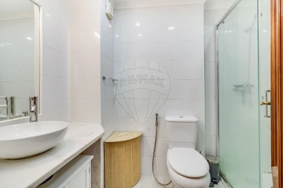 Apartamento T2 para Venda em Rio de Mouro