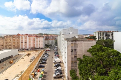 Apartamento T2 para Venda em Rio de Mouro
