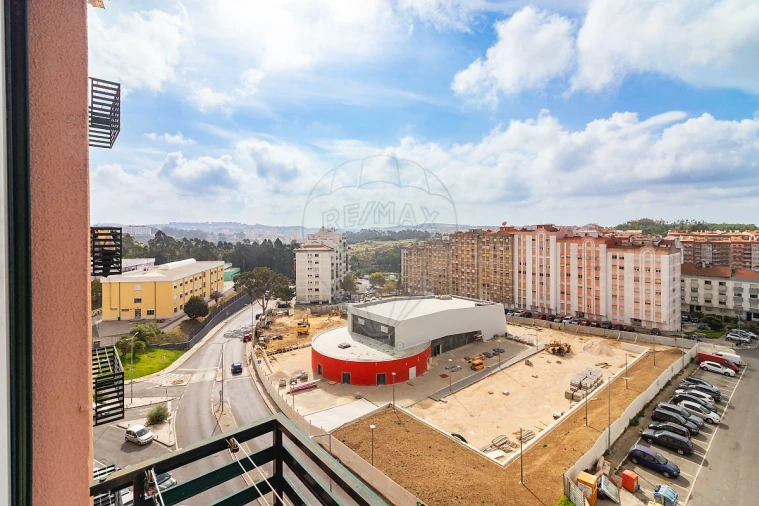 Apartamento T2 para Venda em Rio de Mouro Foto 21