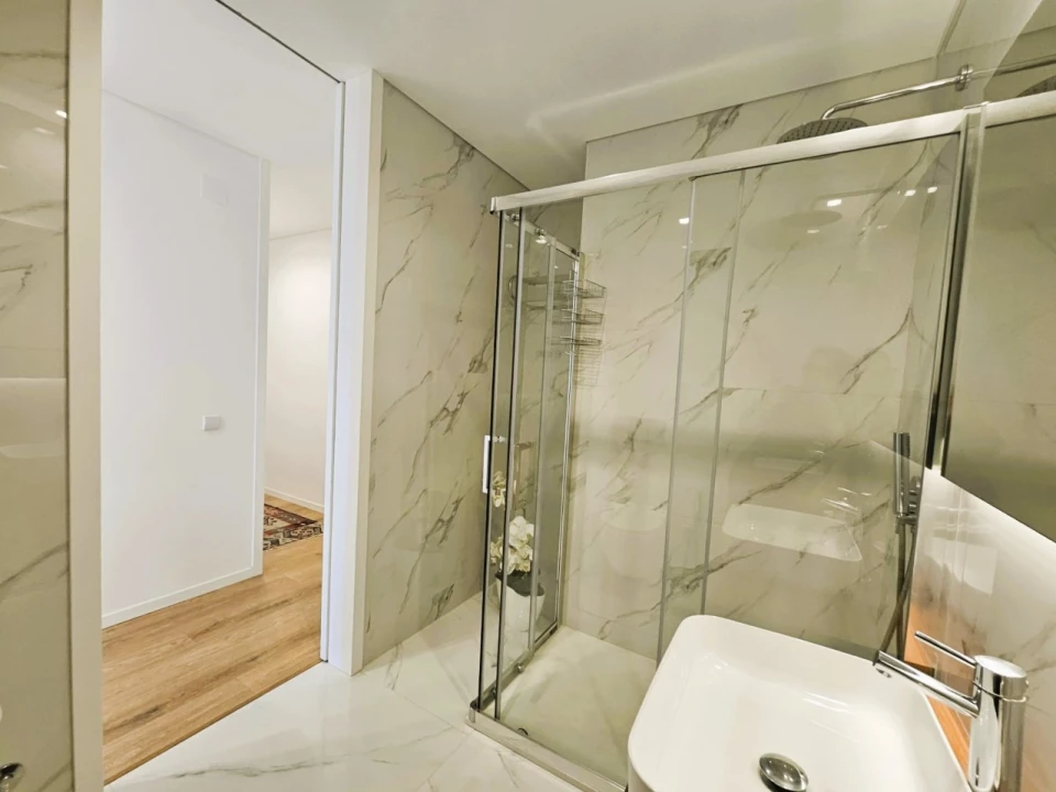 Apartamento T2 para Venda em Olhão Foto 21