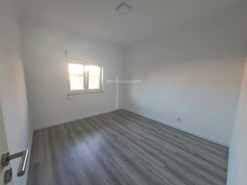 Apartamento T3 para Venda em Quinta do Conde Foto 14