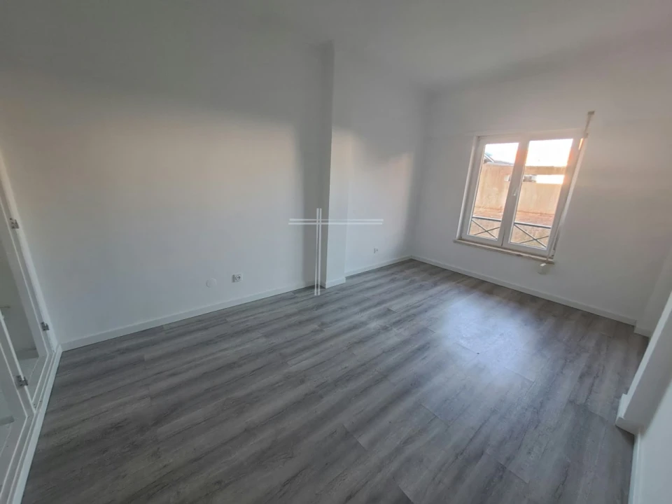 Apartamento T3 para Venda em Quinta do Conde Foto 19