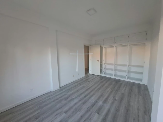 Apartamento T3 para Venda em Quinta do Conde Foto 20