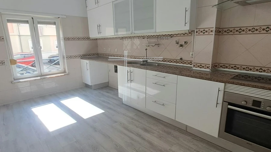 Apartamento T3 para Venda em Quinta do Conde