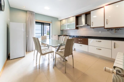 Apartamento T2 para Arrendamento em Nazare