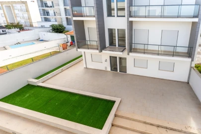Apartamento T2 para Arrendamento em Nazare