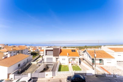 Apartamento T2 para Arrendamento em Nazare