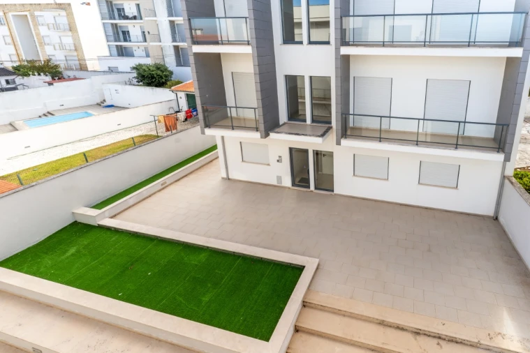 Apartamento T2 para Arrendamento em Nazare Foto 45