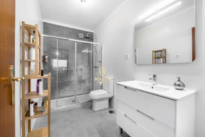 Apartamento T3 para Venda em São Vitor (Braga)