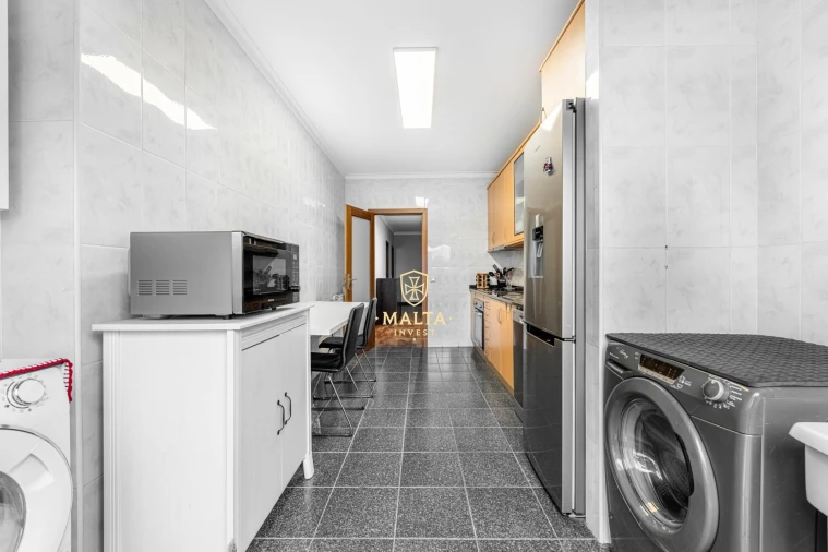Apartamento T3 para Venda em São Vitor (Braga) Foto 9