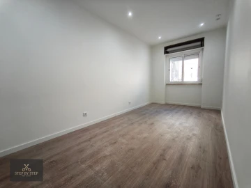 Apartamento T3 para Venda em Venteira