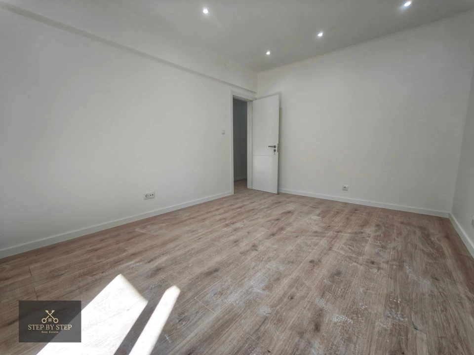 Apartamento T3 para Venda em Venteira Foto 12
