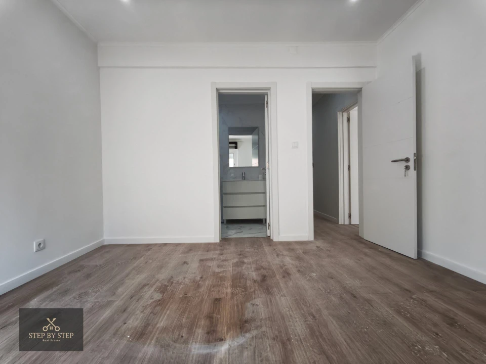 Apartamento T3 para Venda em Venteira Foto 18