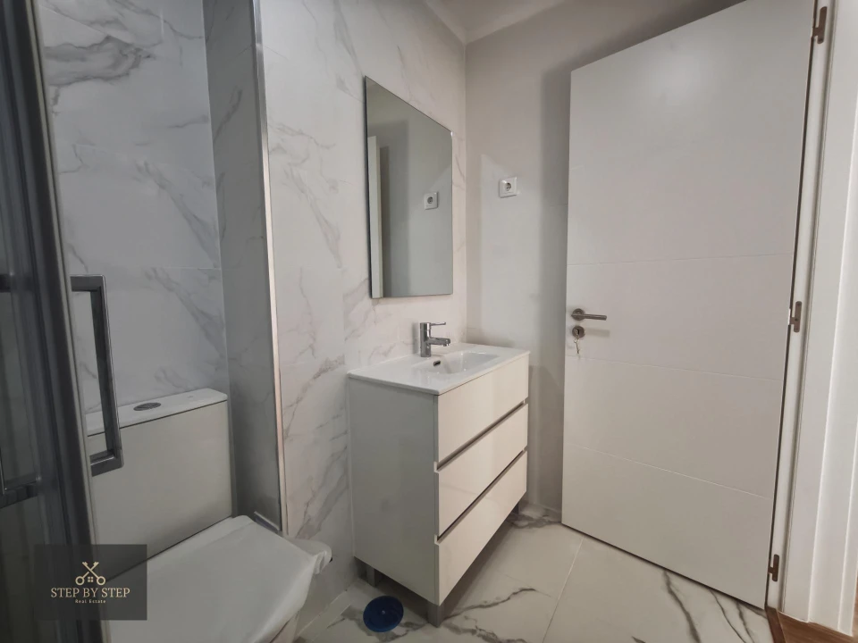 Apartamento T3 para Venda em Venteira Foto 21